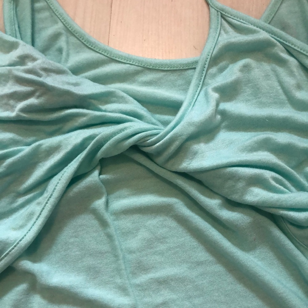 Crop top - Picture 2 of 2